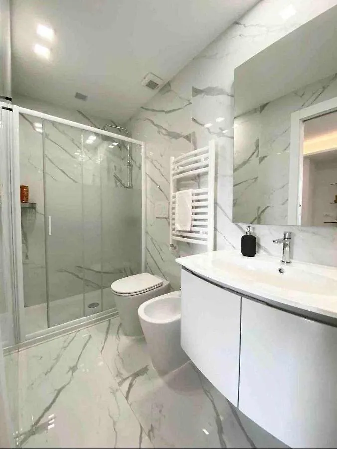 Apartment Le Suite Con Terrazzo Abitare Roma