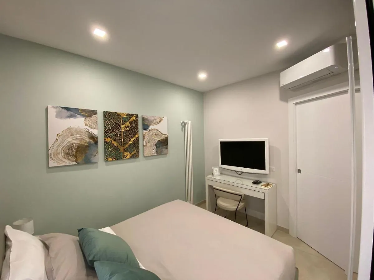 Apartment Le Suite Con Terrazzo Abitare Roma
